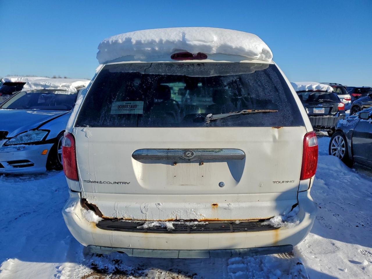 2005 Chrysler Town & Country Touring - Фото 6