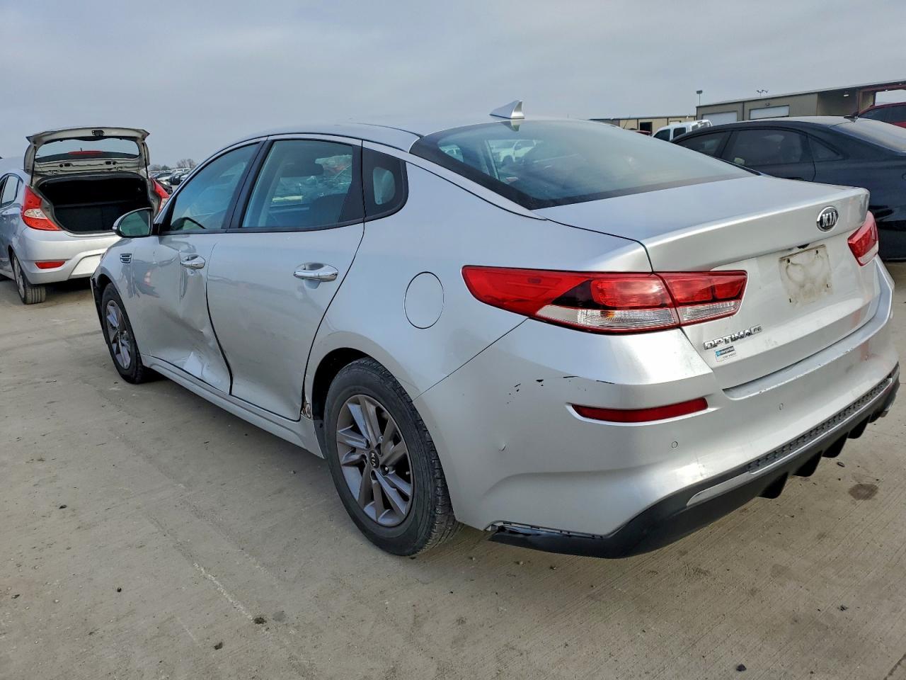 2020 Kia Optima Lx - Фото 2