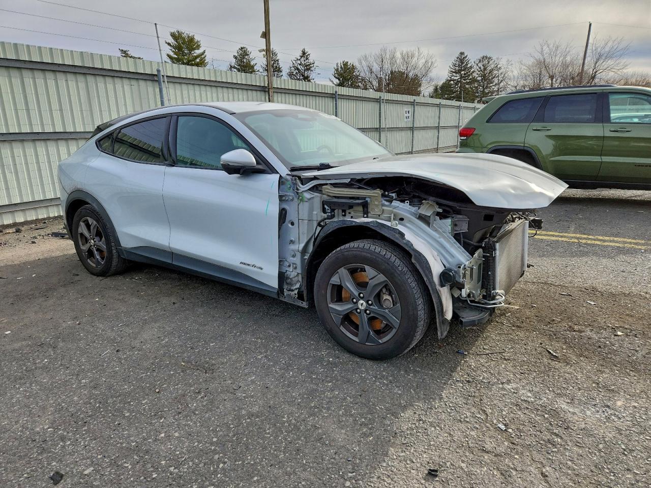 2021 Ford Mustang Mach-E Select - Фото 4