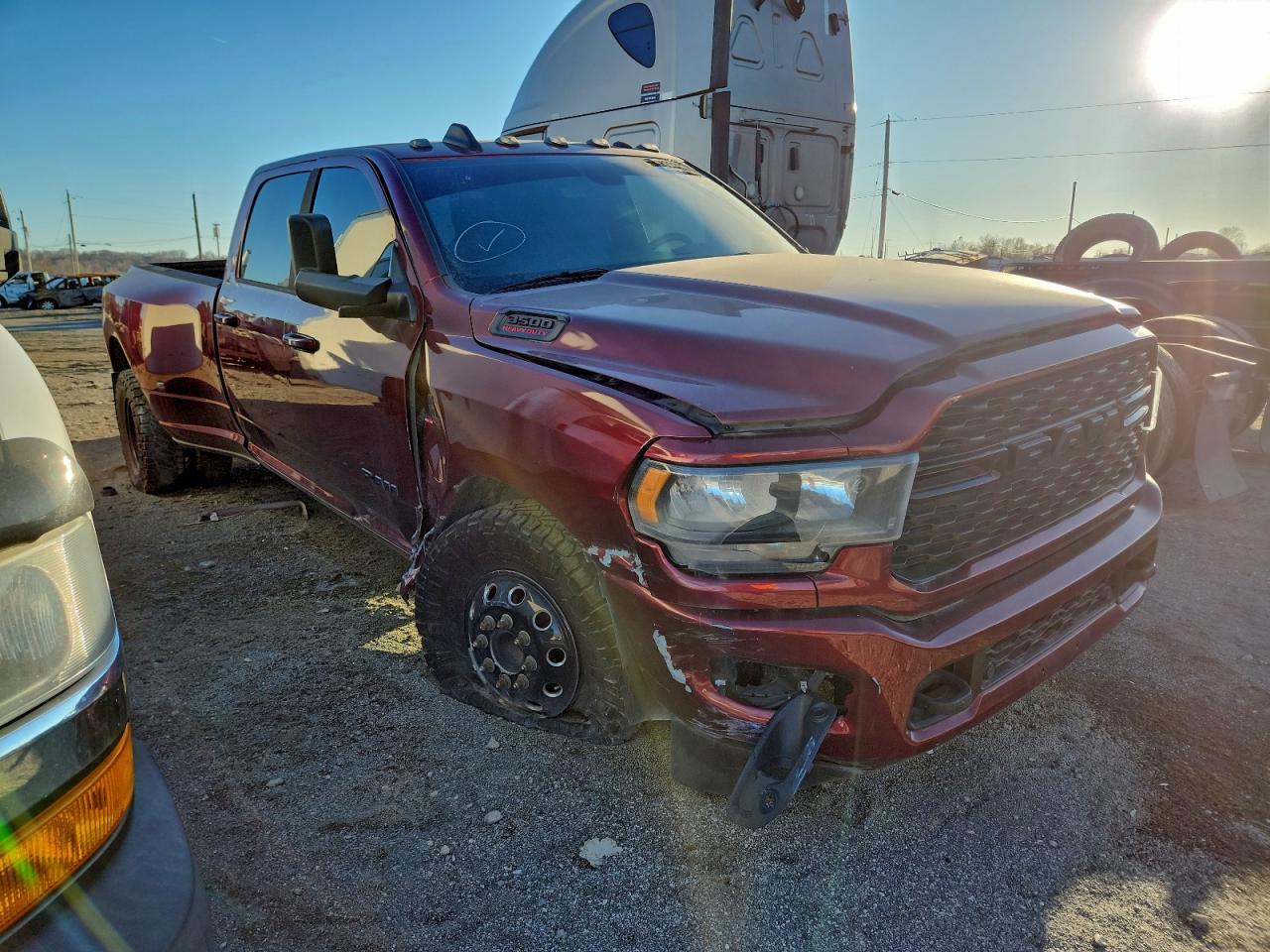 2022 Ram 3500 Big Horn/Lone Star - Image 4