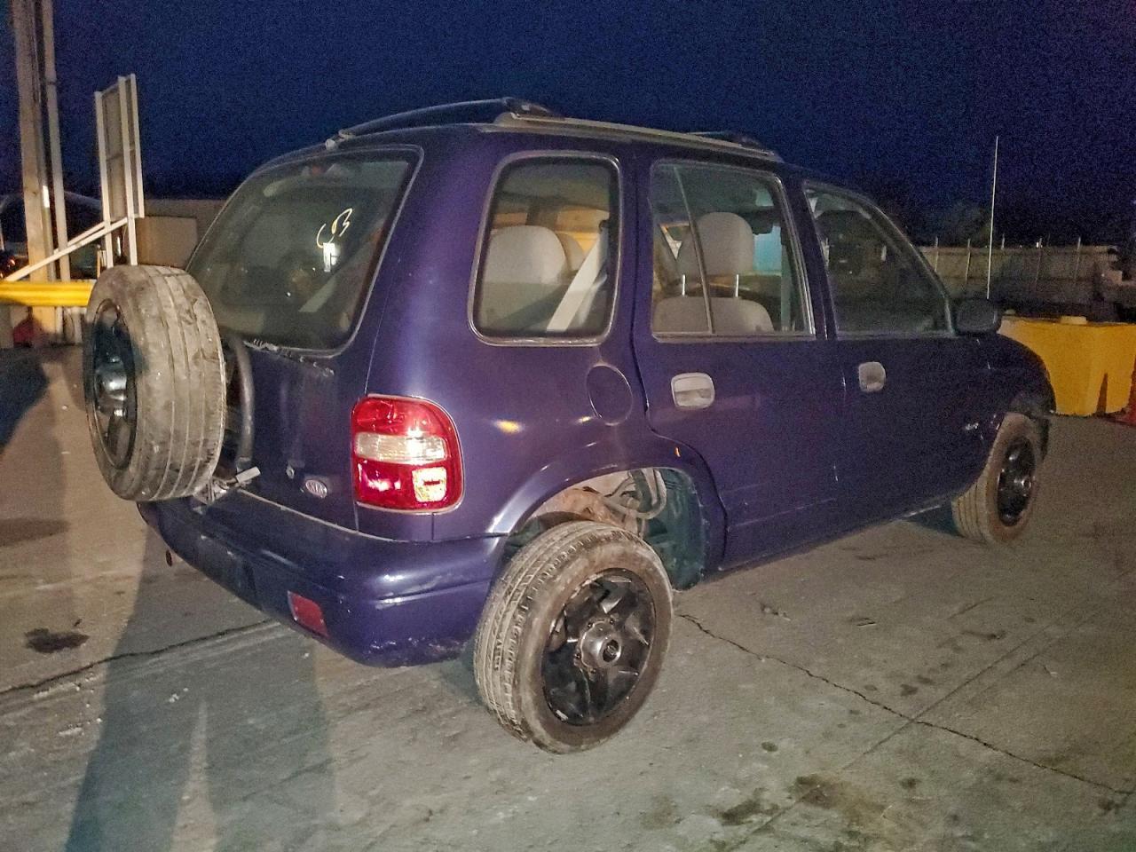 2000 Kia Sportage Base - Фото 3