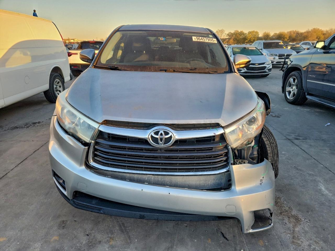 2016 Toyota Highlander Le - Фото 5