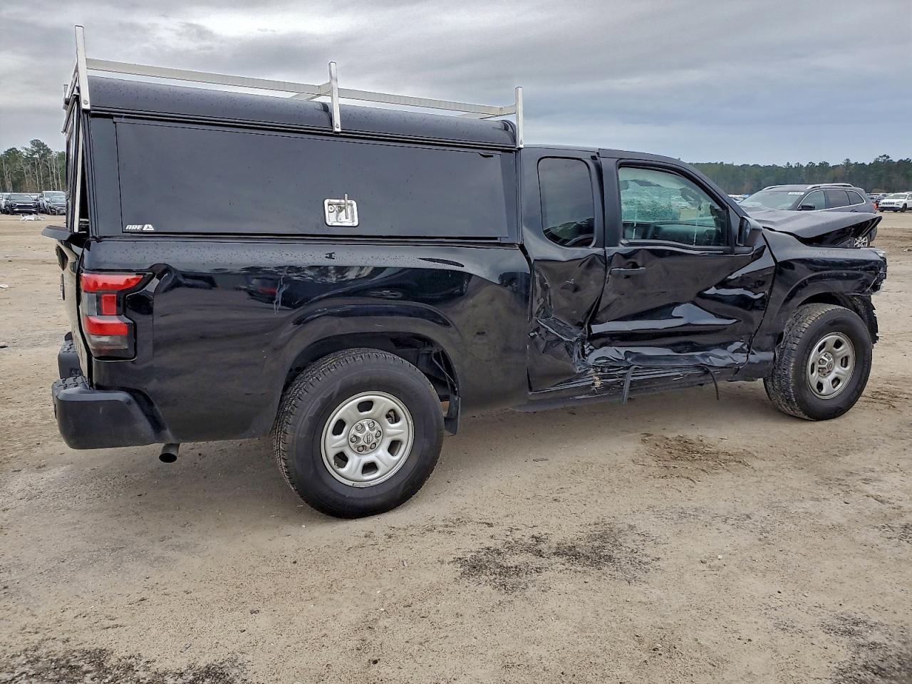 2024 Nissan Frontier S - Фото 3