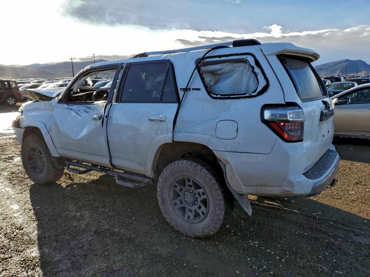 2016 Toyota 4Runner Trail - Фото 2