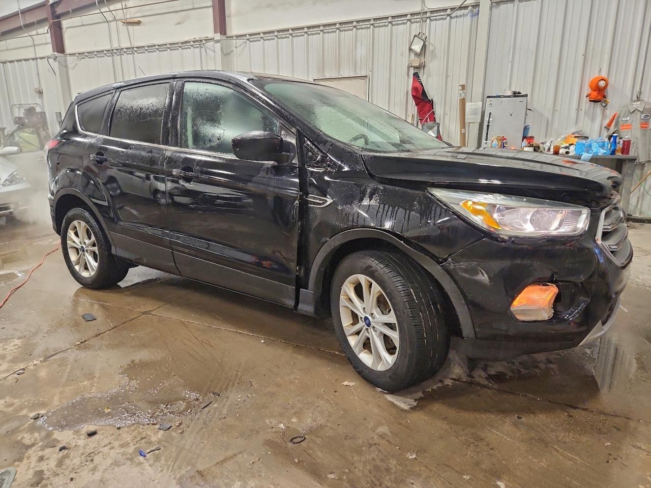 2017 Ford Escape Se - Фото 4