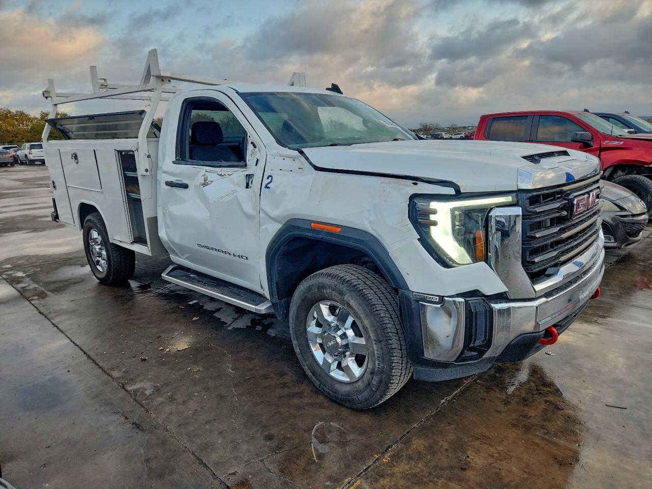 2024 GMC Sierra 2500Hd V8 Reg Cab 6.6L Service Body - Image 4