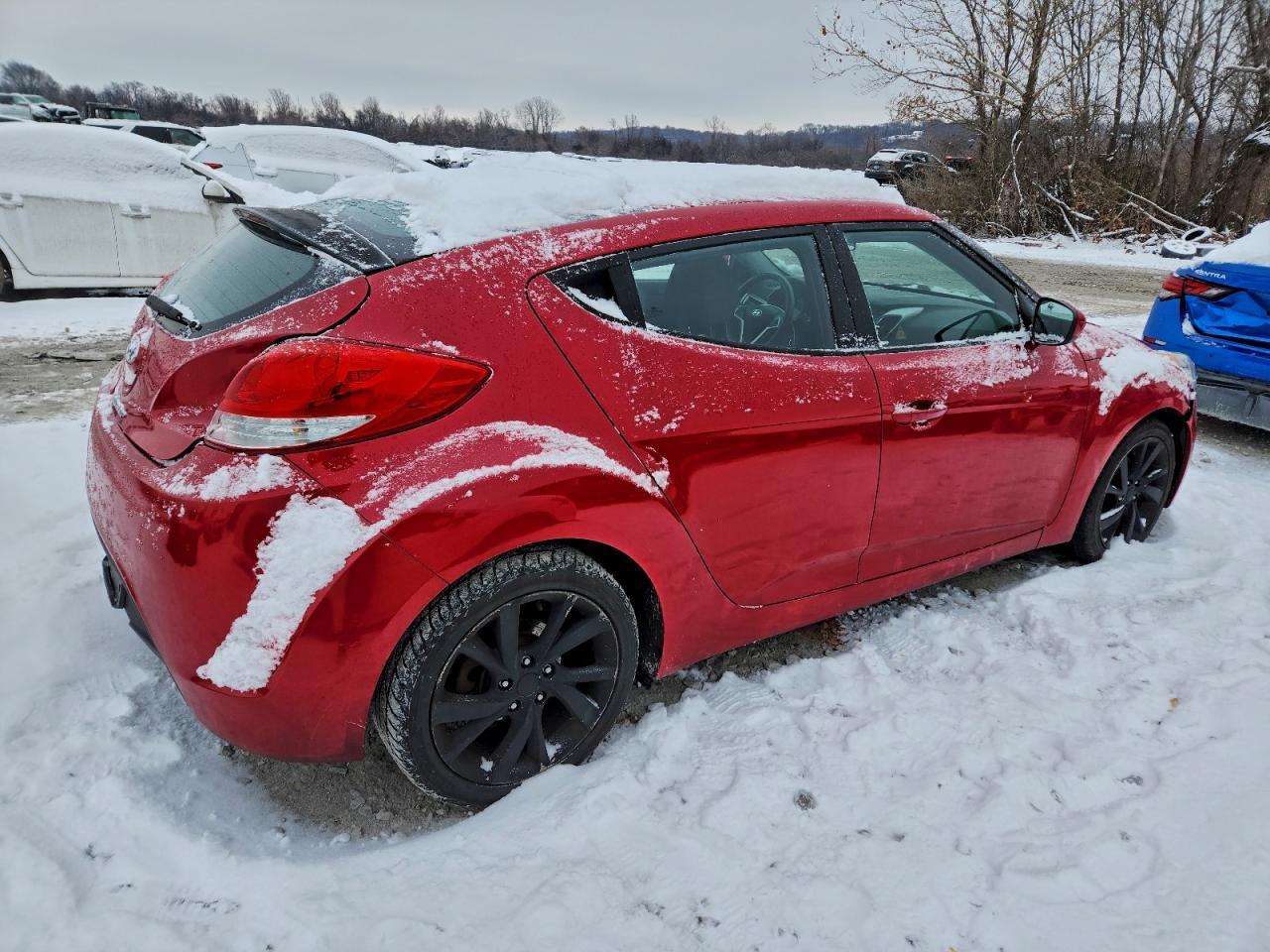 2016 Hyundai Veloster - Фото 3