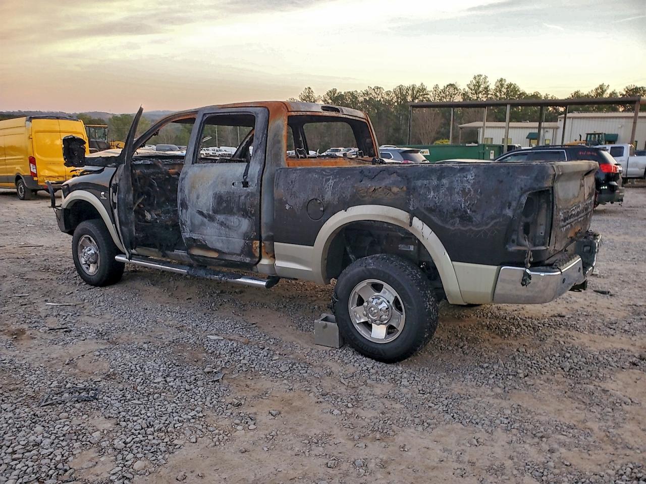 2010 Dodge Ram 3500 - Image 2