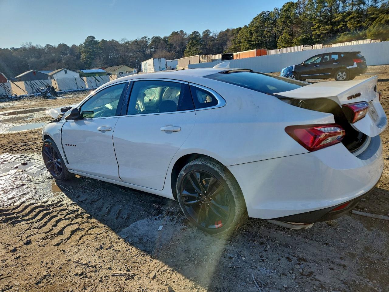 2020 Chevrolet Malibu Lt - Image 2