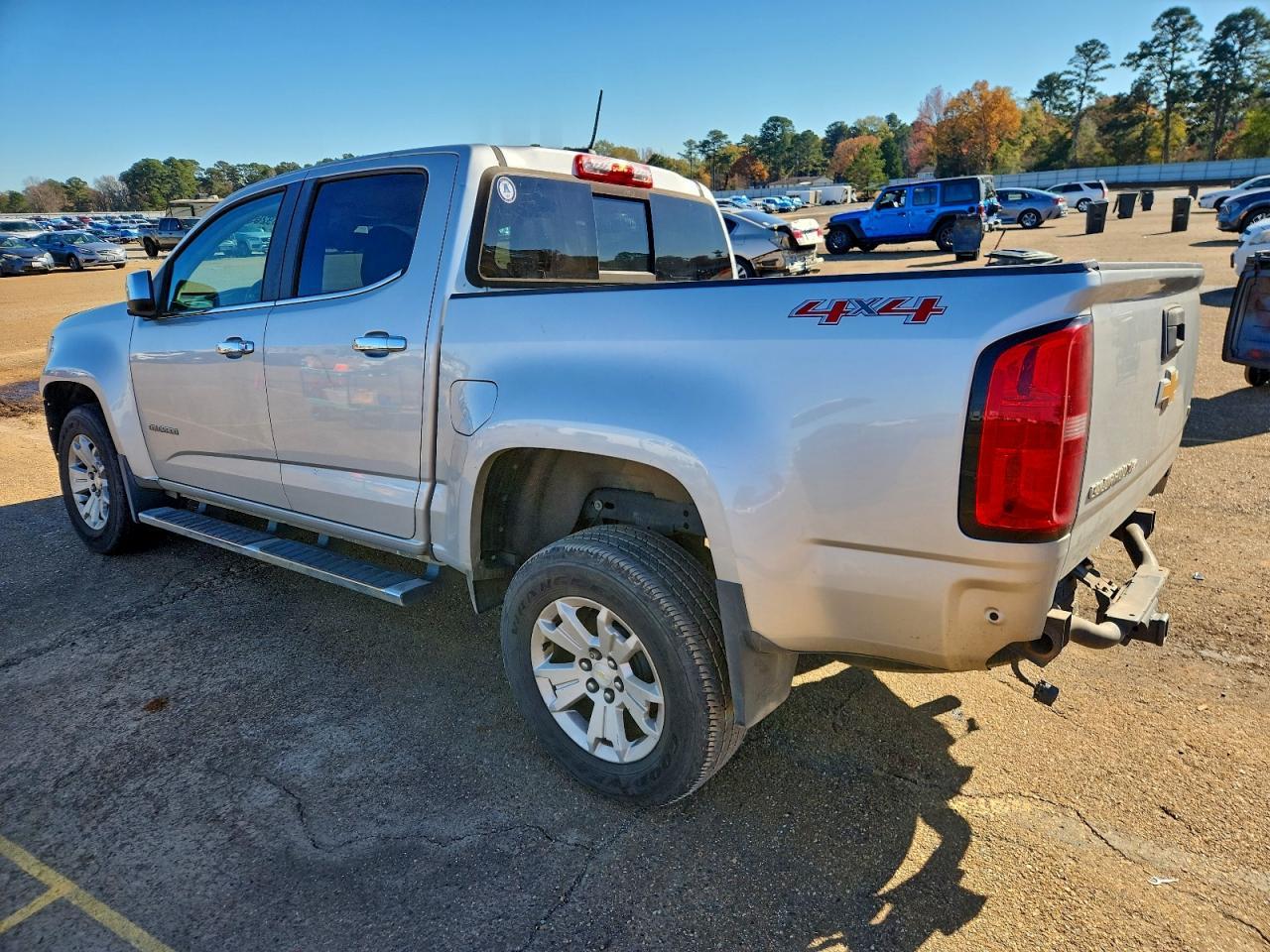 2017 Chevrolet Colorado Lt - Фото 2