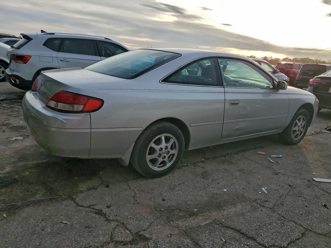 2000 Toyota Camry Solara Se - Фото 3