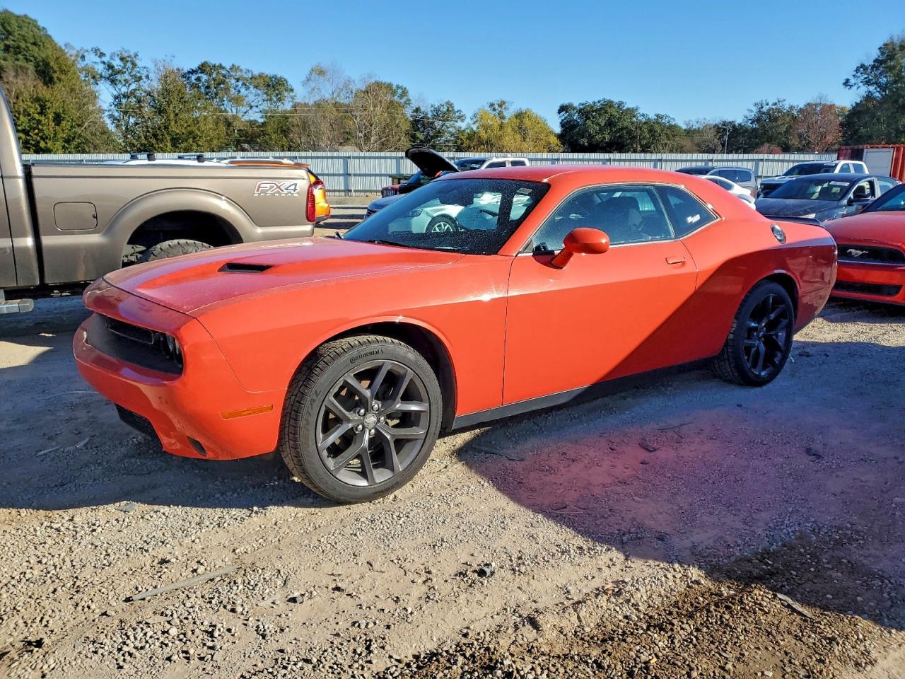 2021 Dodge Challenger Sxt