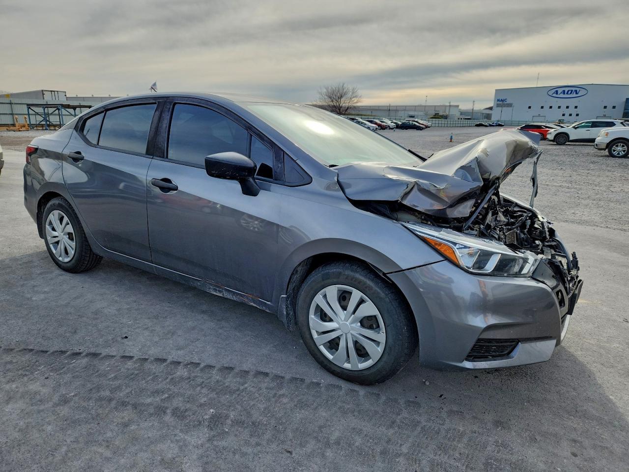 2020 Nissan Versa S - Фото 4