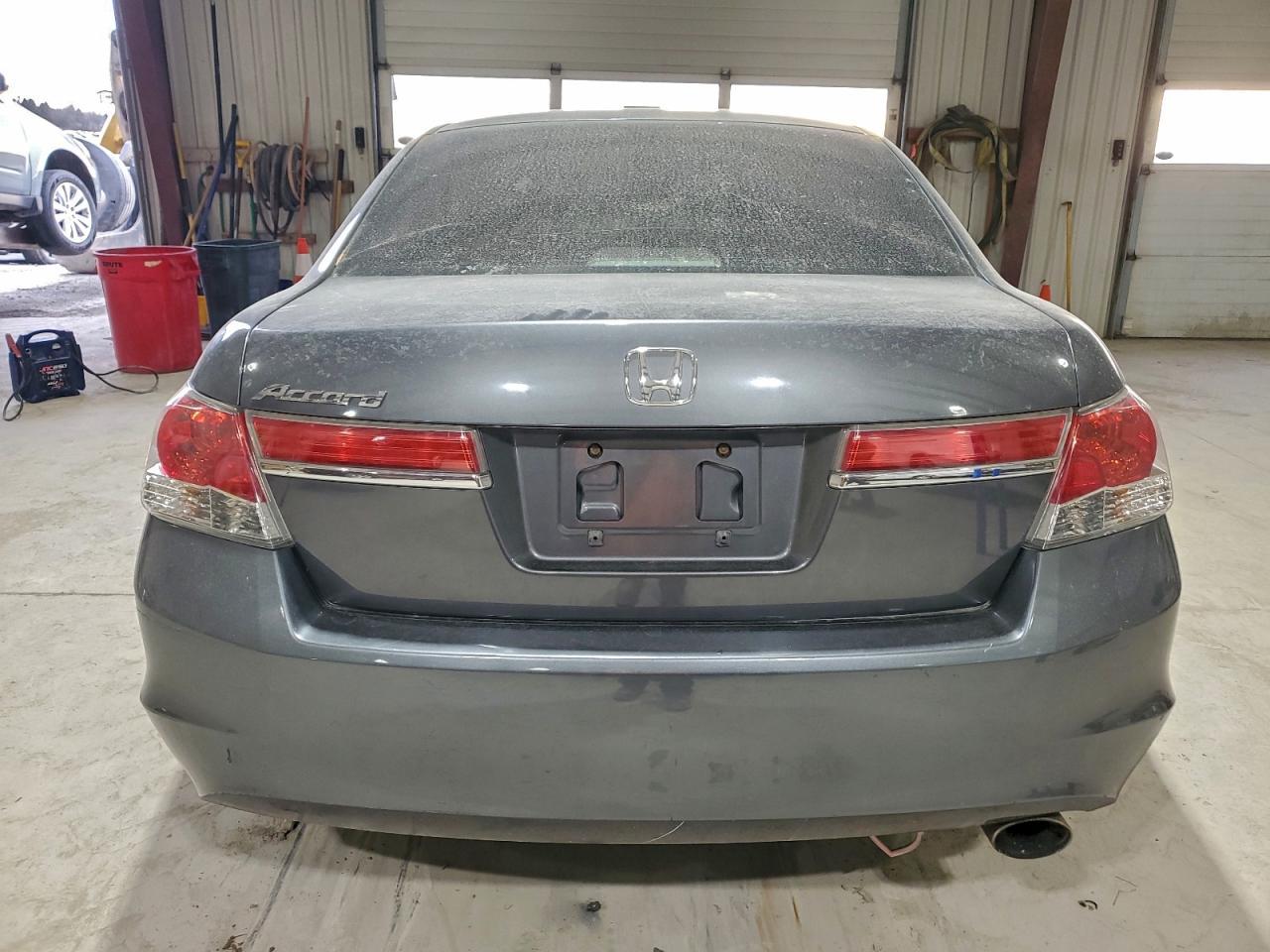 2011 Honda Accord Lxp - Фото 6