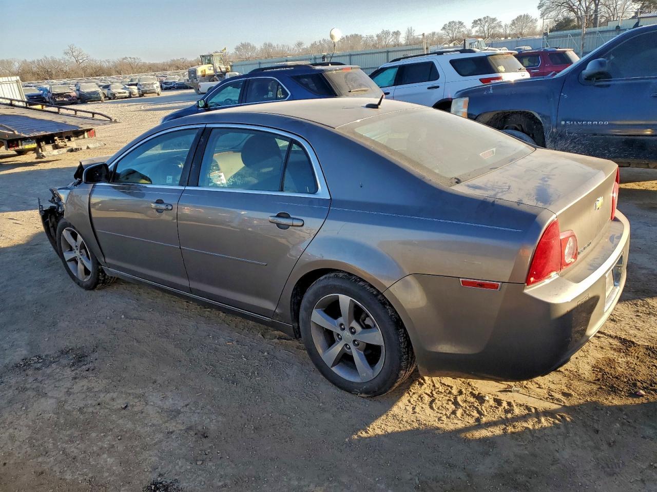 2011 Chevrolet Malibu 1Lt - Фото 2