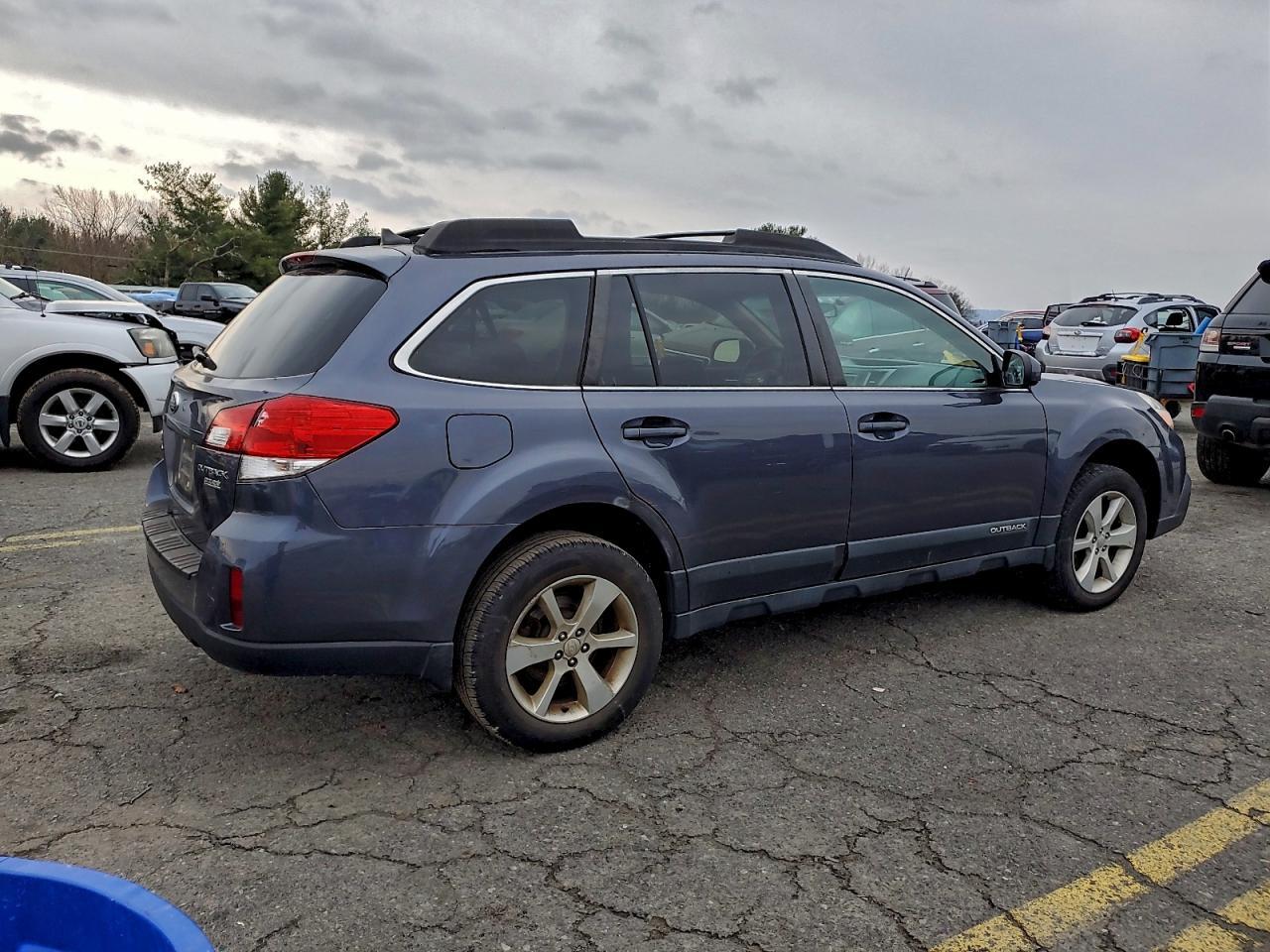2013 Subaru Outback - Фото 3