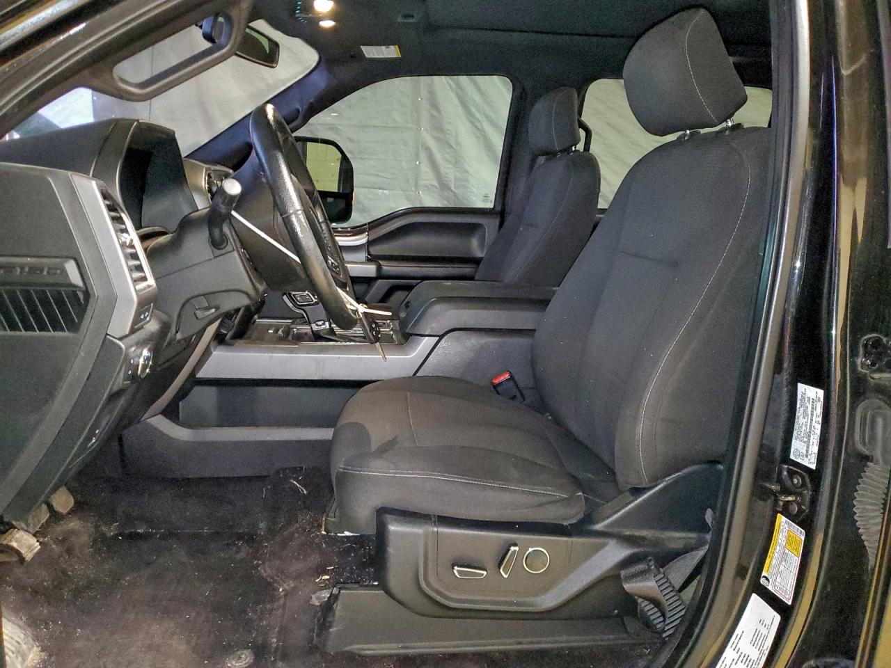 2015 Ford F150 Supercrew - Фото 7