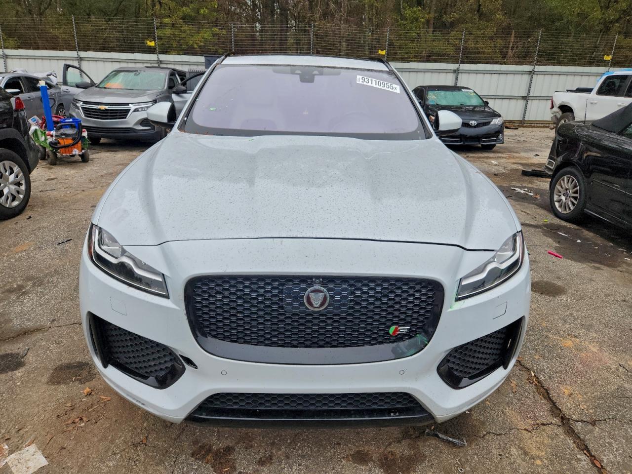 2019 Jaguar F-Pace S - Image 5