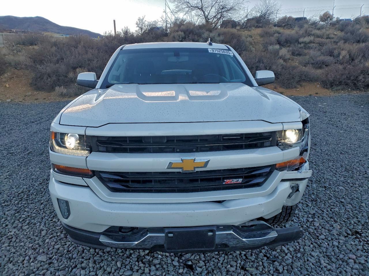 2017 Chevrolet Silverado K1500 Lt - Image 5