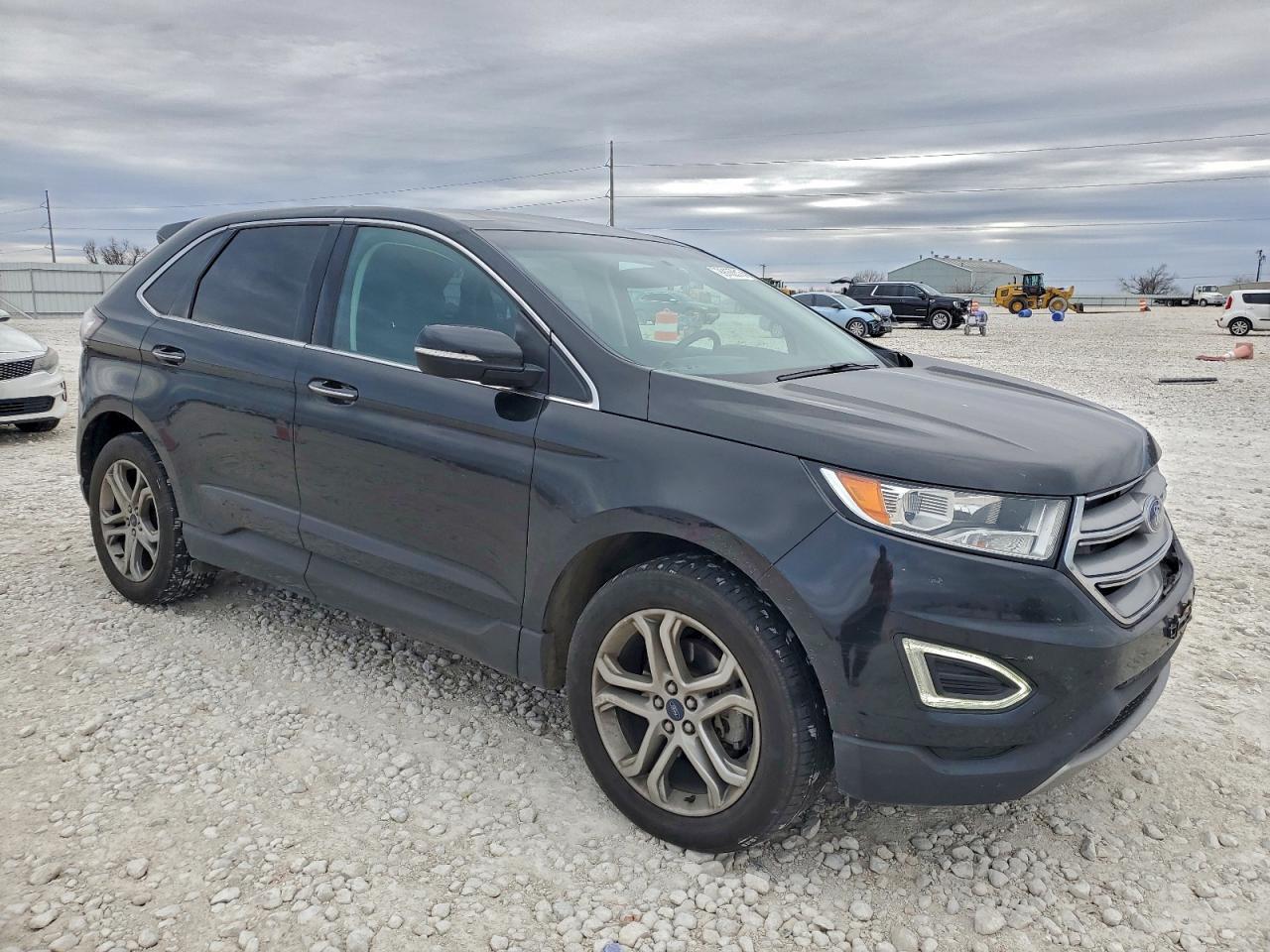 2015 Ford Edge Titanium - Image 4