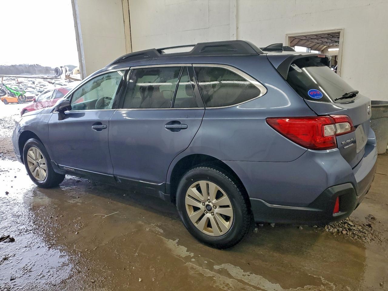 2018 Subaru Outback 2.5I Premium - Фото 2