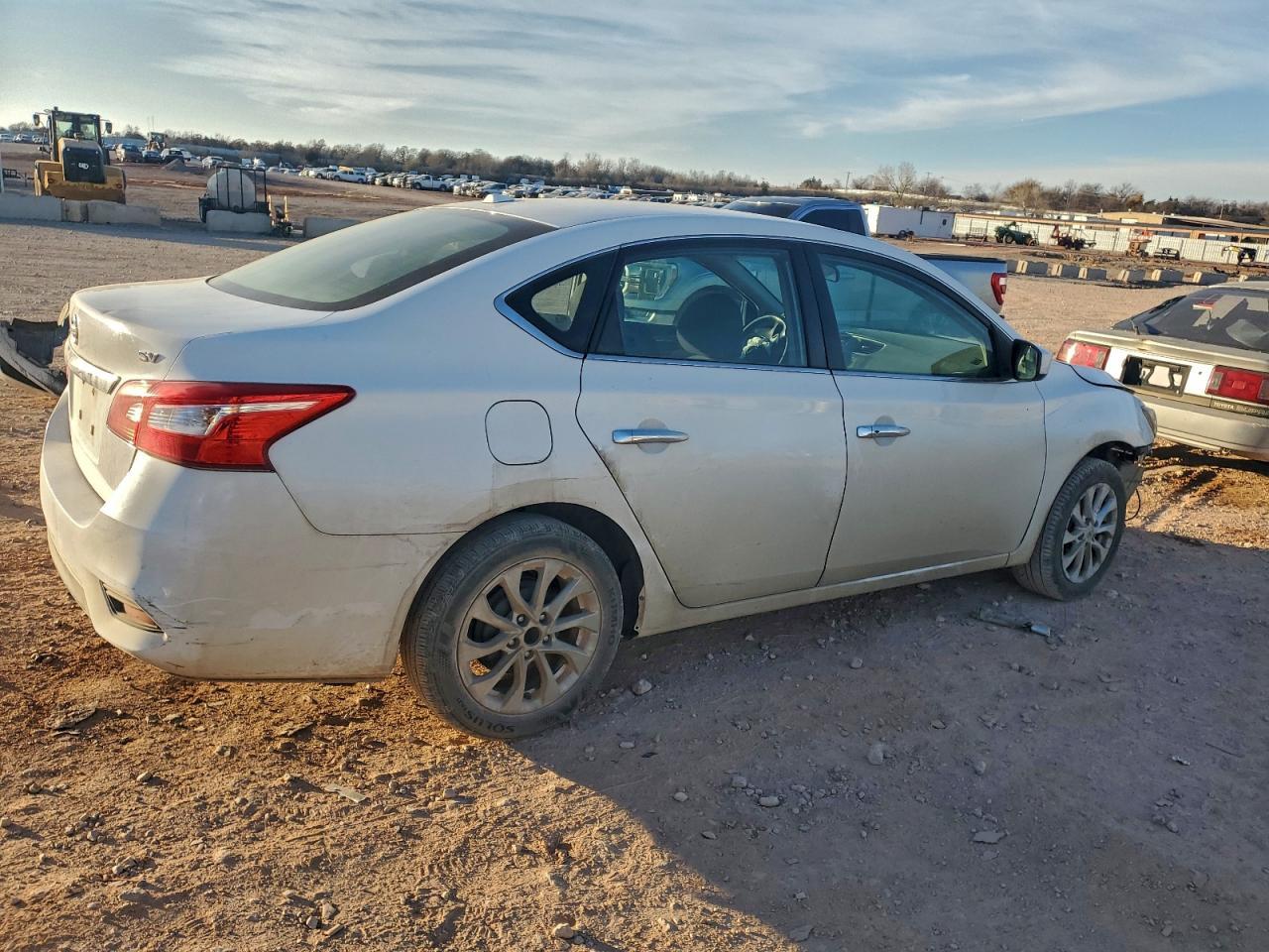 2018 Nissan Sentra - Фото 3