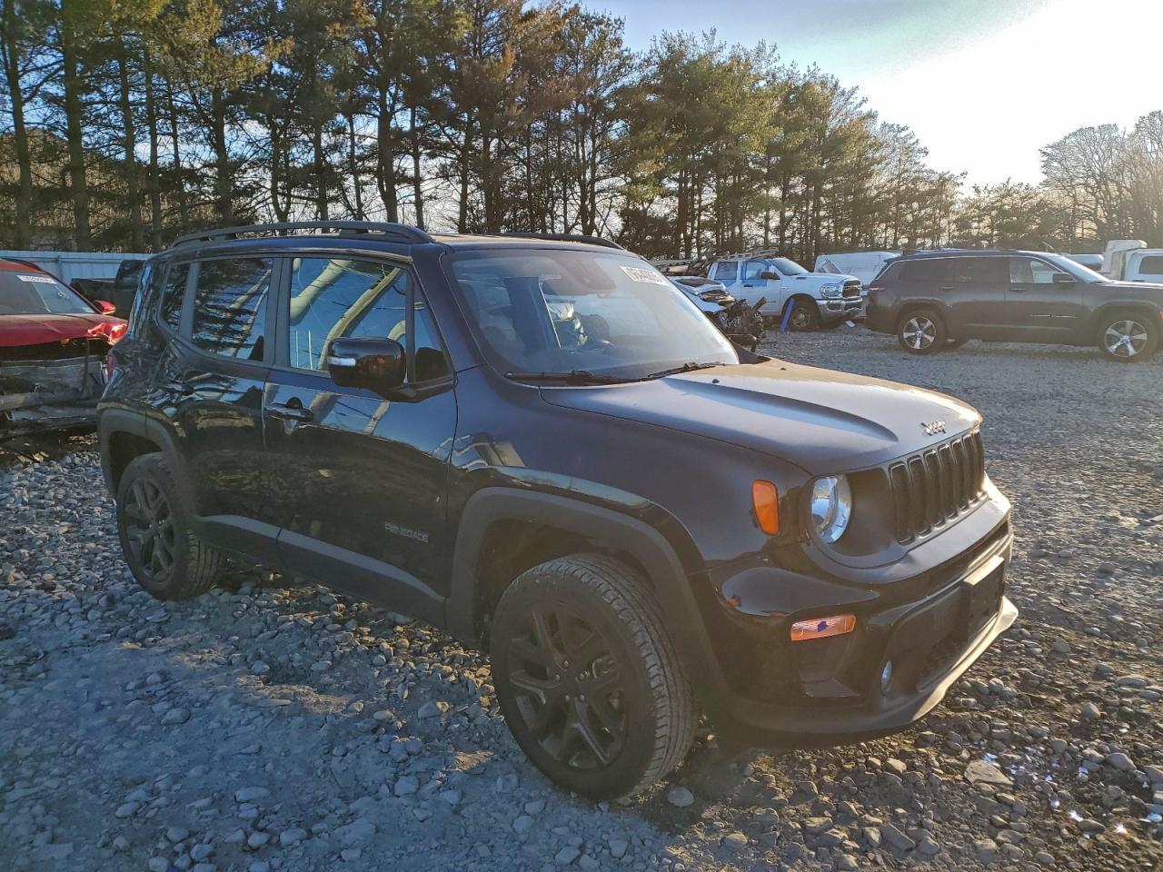 2023 Jeep Renegade Altitude - Фото 4