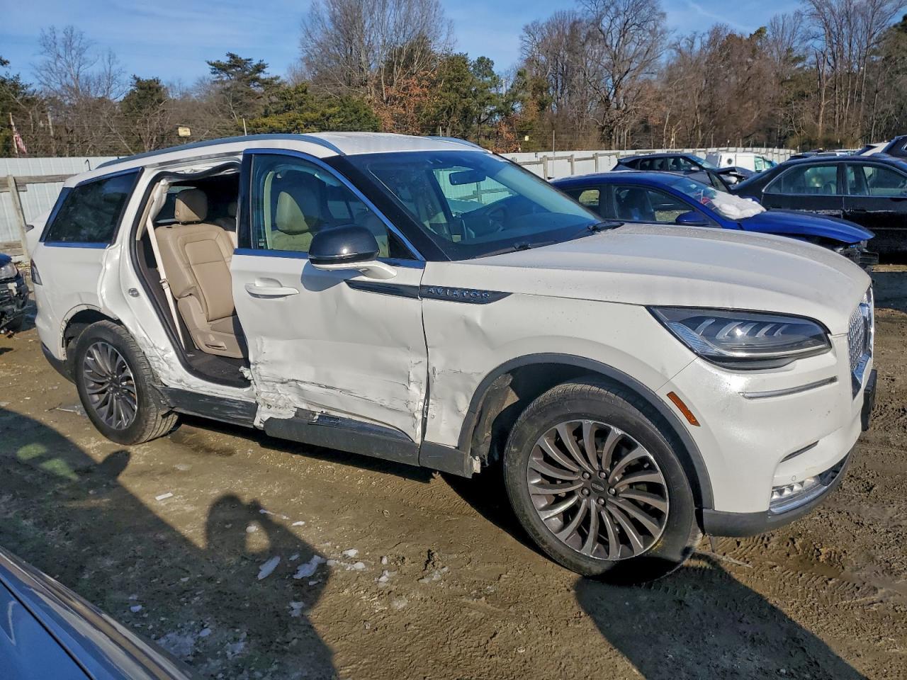 2020 Lincoln Aviator Reserve - Image 4