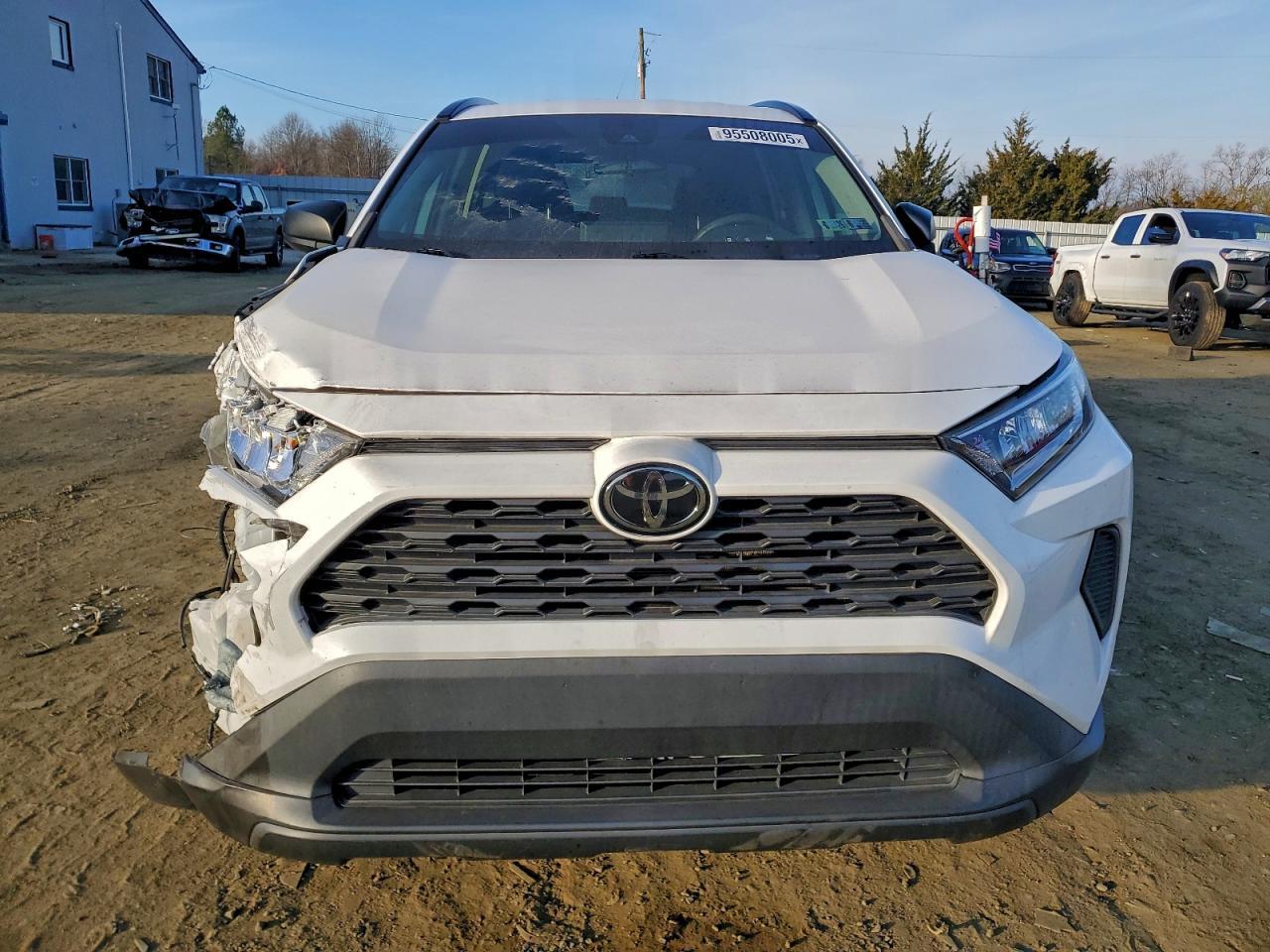 2020 Toyota Rav4 Le - Image 5