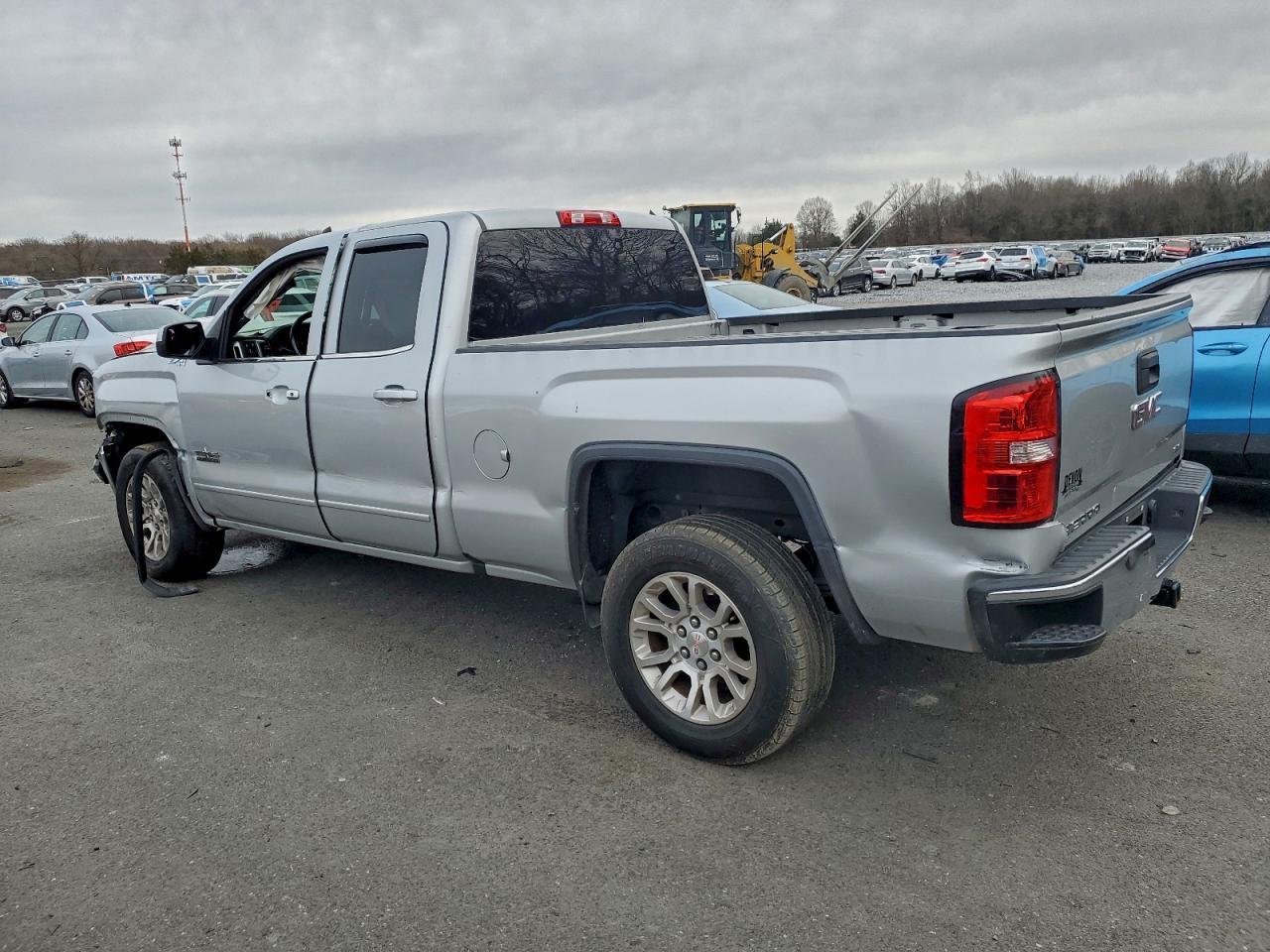 2017 GMC Sierra K1500 Sle - Фото 2