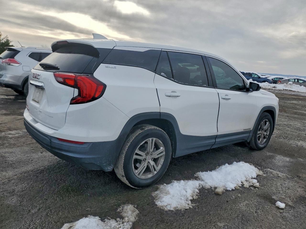 2020 GMC Terrain Sle - Фото 3