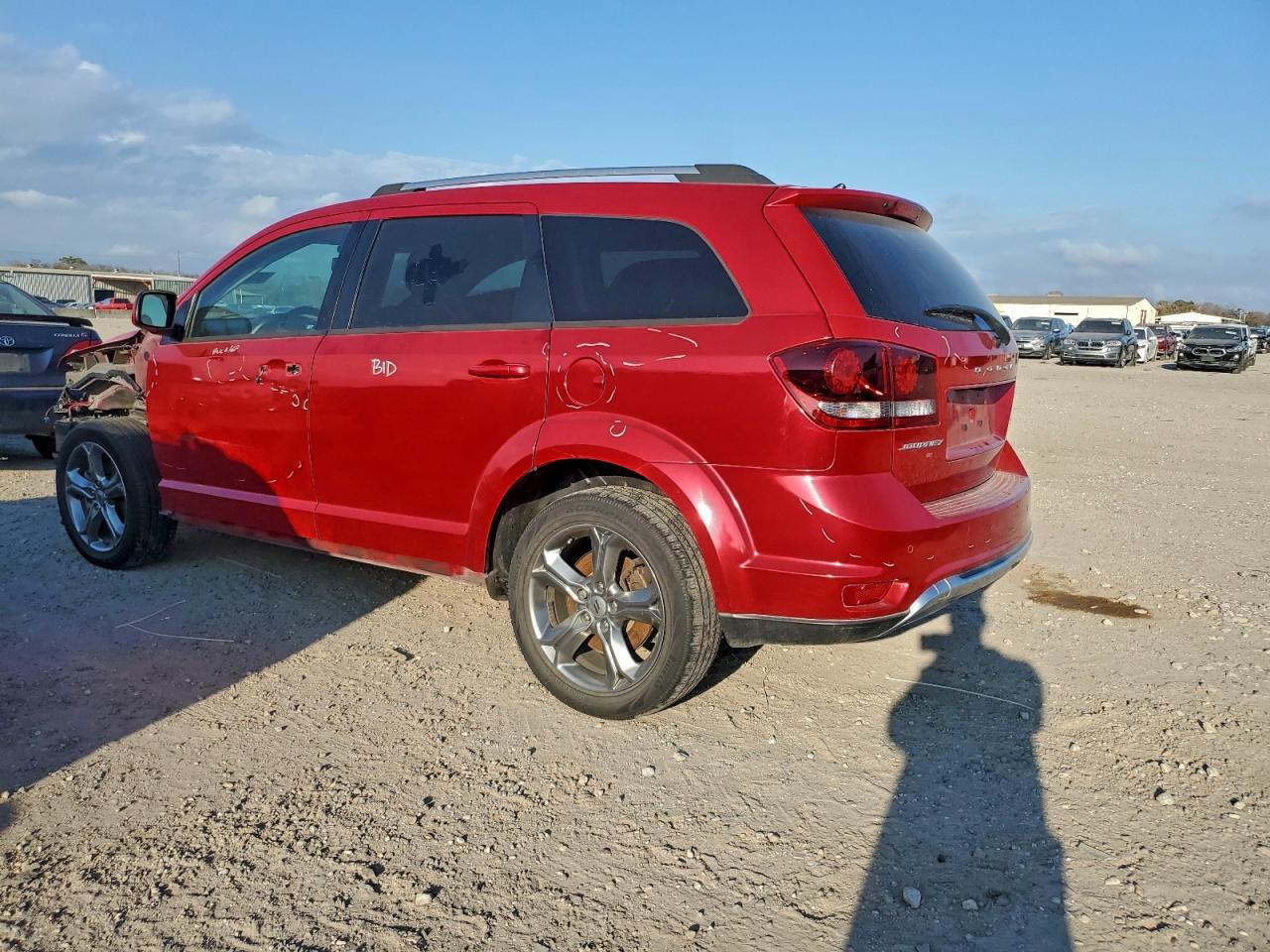 2018 Dodge Journey Crossroad - Image 2