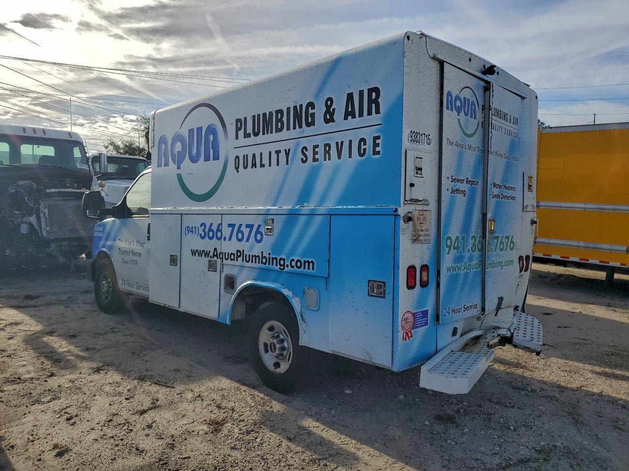 2013 GMC Savana Utility / Service Truck - Фото 2