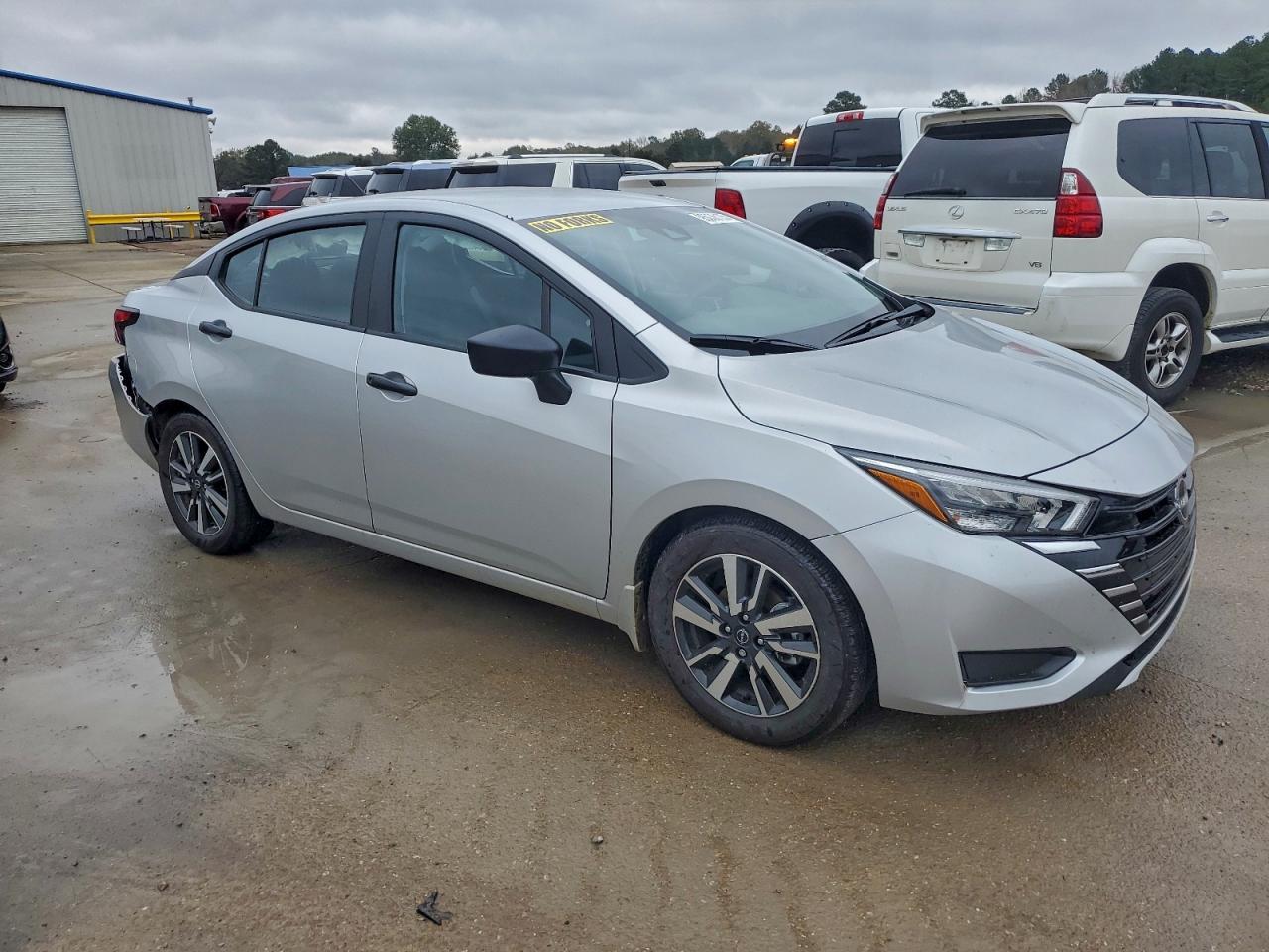 2025 Nissan Versa S - Фото 4