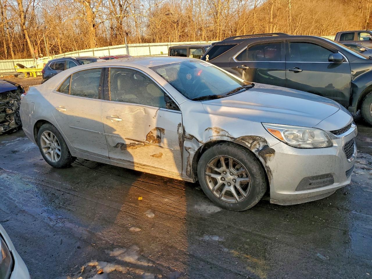 2015 Chevrolet Malibu 1Lt - Фото 4