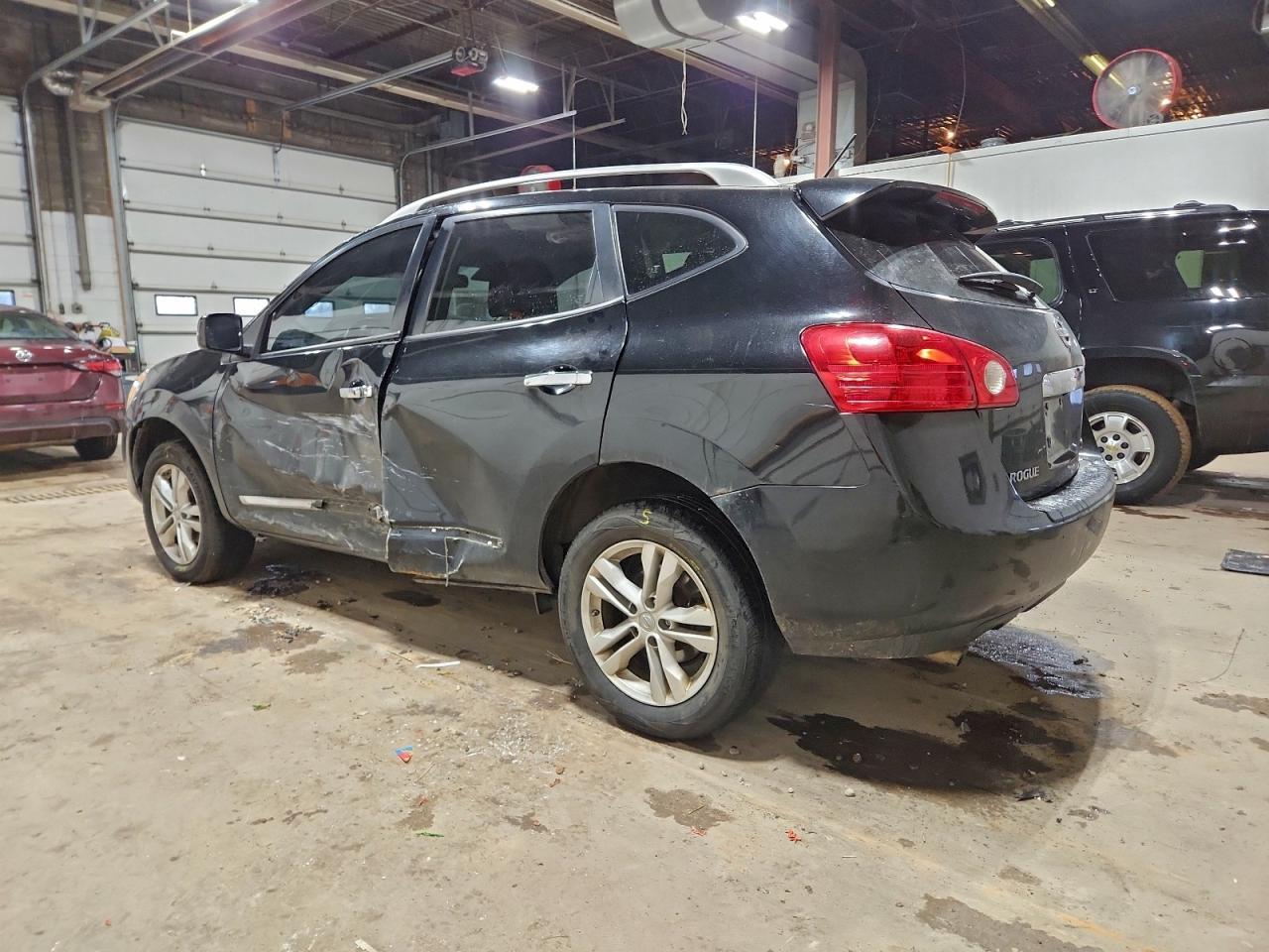 2012 Nissan Rogue S - Image 2