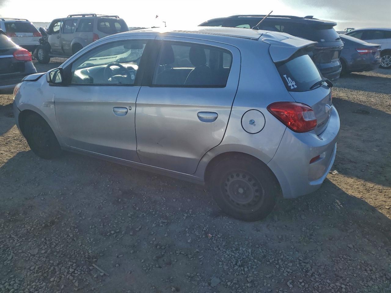 2019 Mitsubishi Mirage Es - Фото 2
