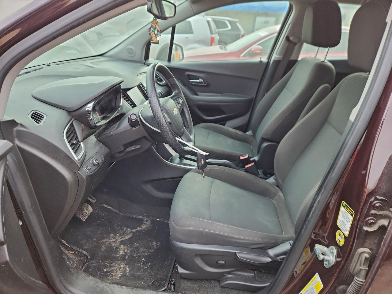 2020 Chevrolet Trax Ls - Image 7