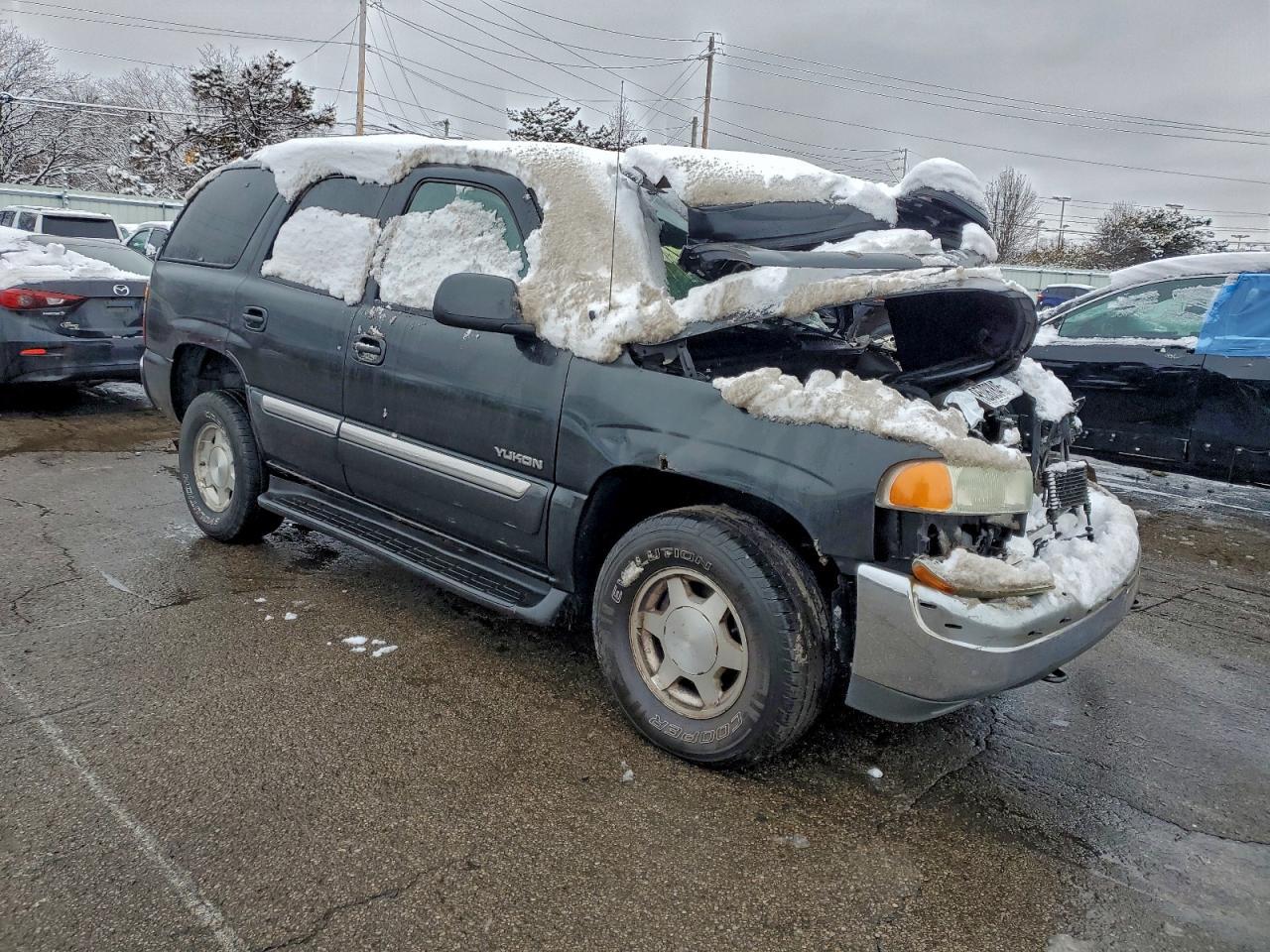 2004 GMC Yukon - Image 4