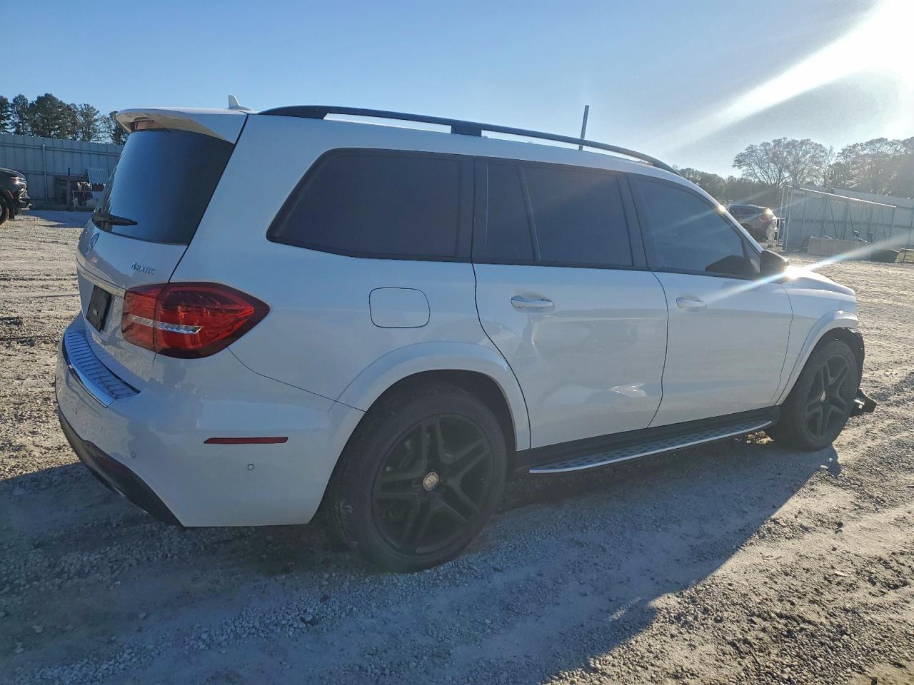 2017 Mercedes-Benz Gls 550 4Matic - Image 3