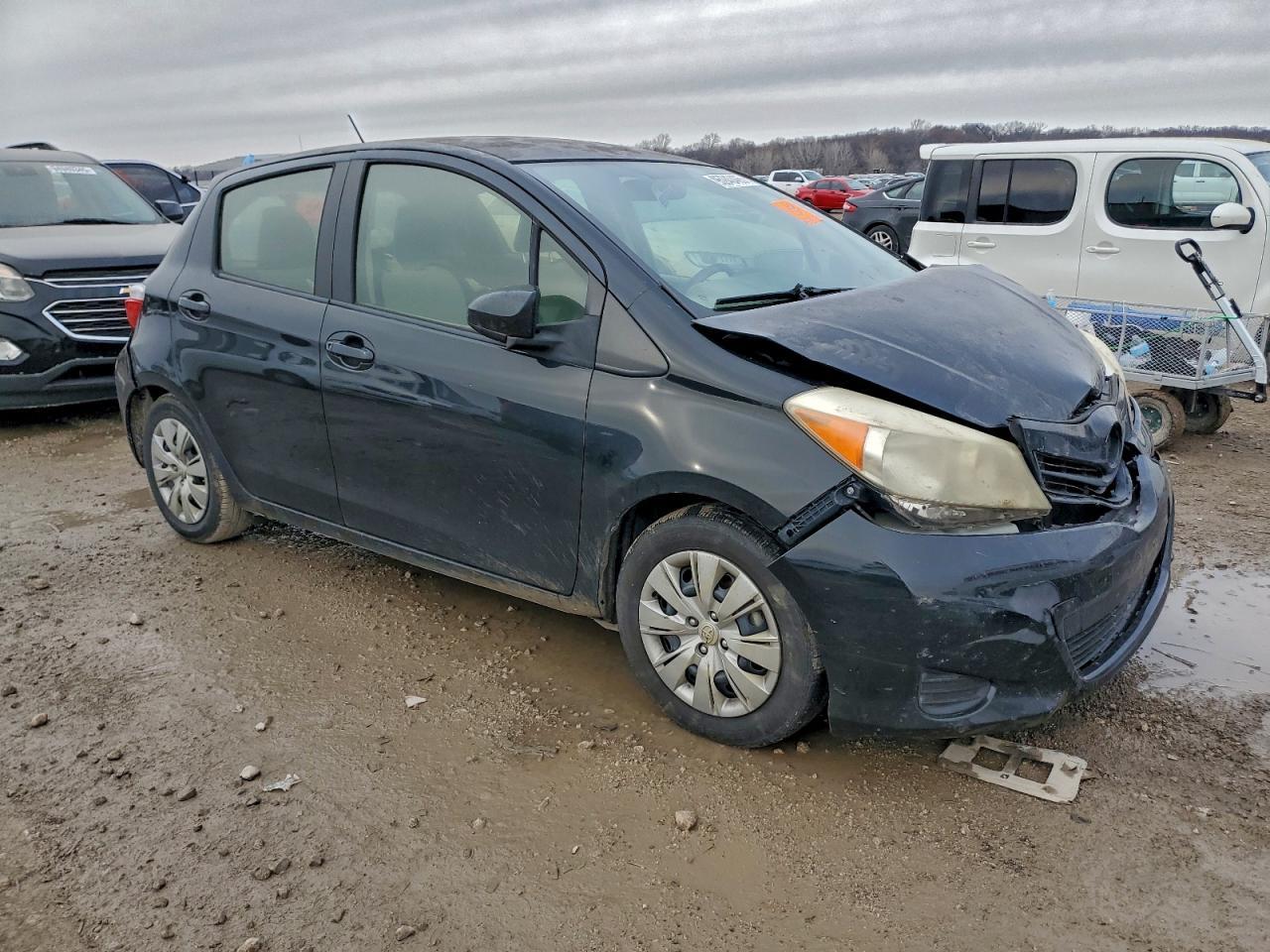 2012 Toyota Yaris - Image 4