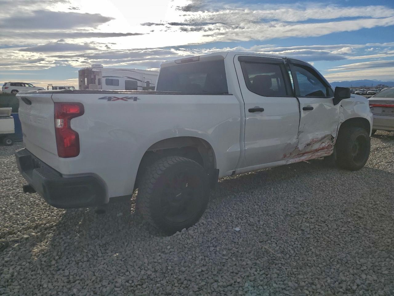 2020 Chevrolet Silverado K1500 - Image 3