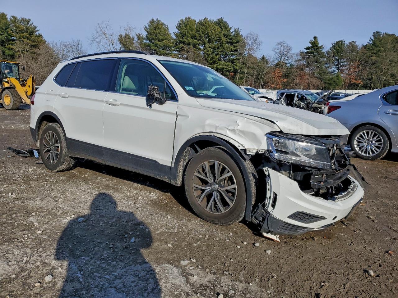 2019 Volkswagen Tiguan Se - Image 4