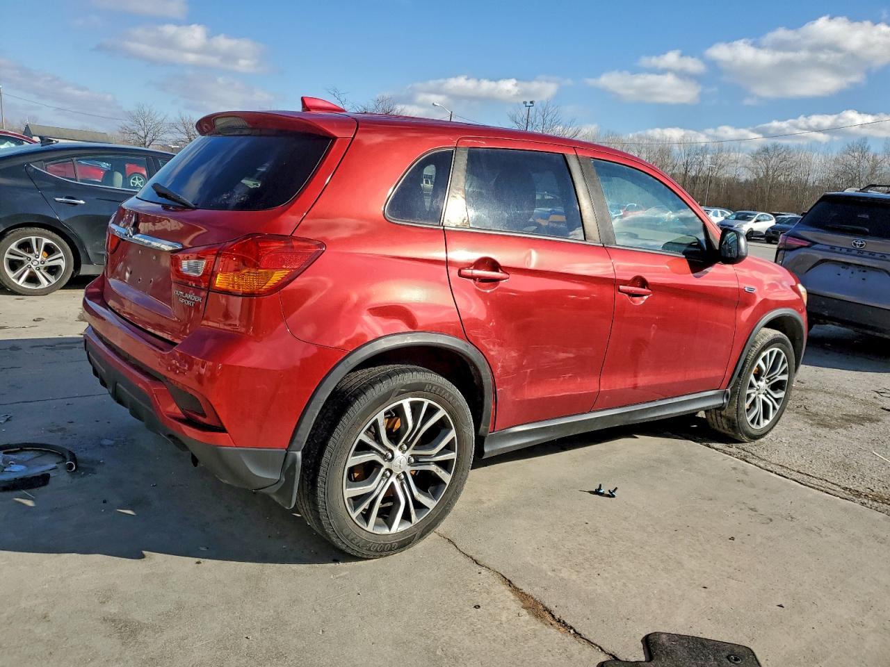 2019 Mitsubishi Outlander Sport Es - Фото 3
