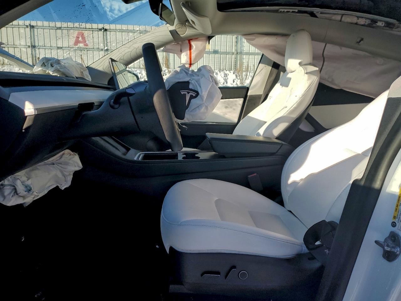 2021 Tesla Model Y - Image 7