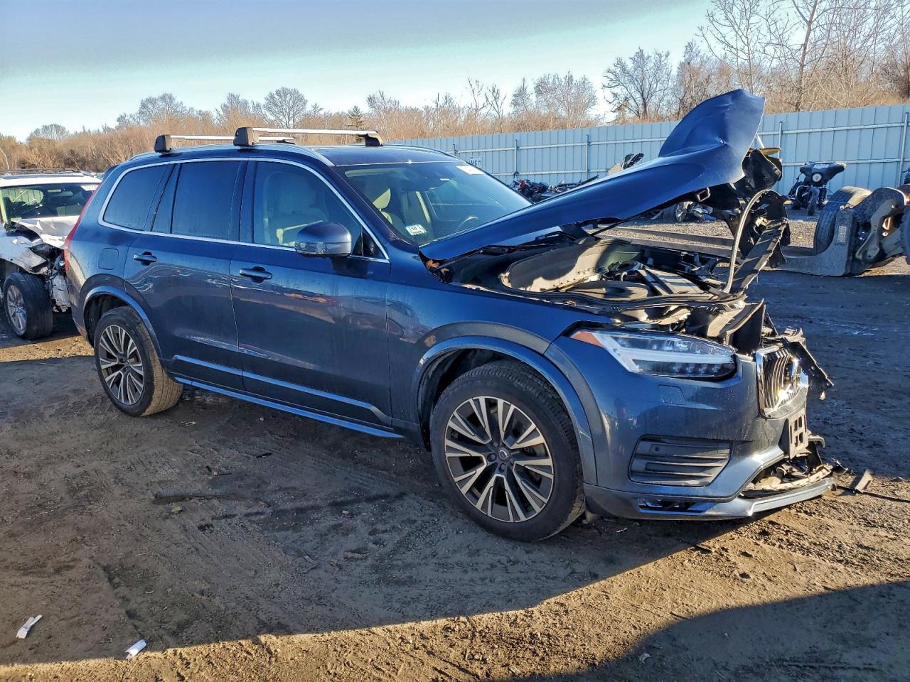 2021 Volvo Xc90 T5 Momentum - Image 4