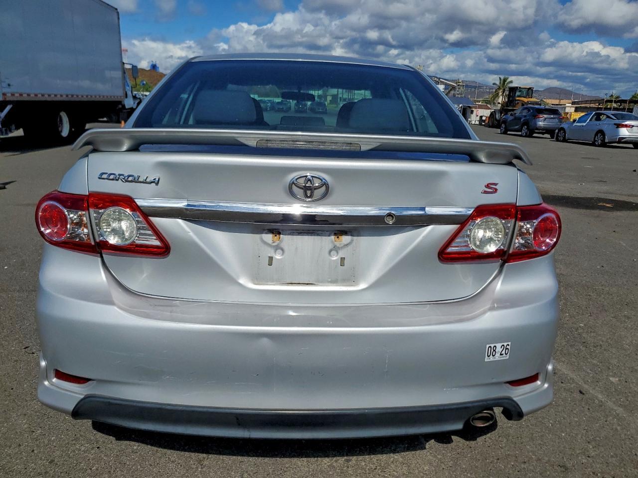 2013 Toyota Corolla Base - Фото 6