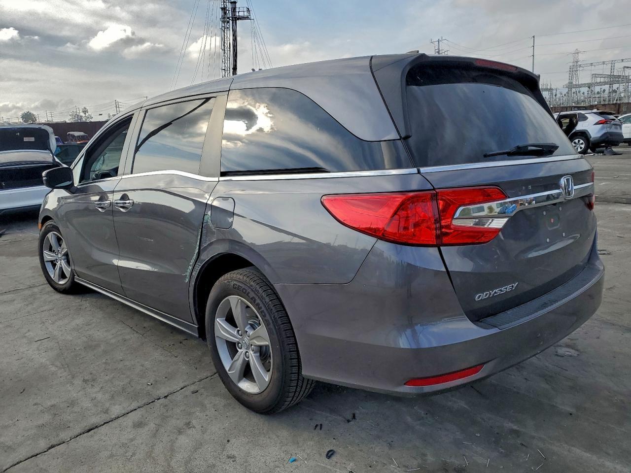 2019 Honda Odyssey Ex - Фото 2