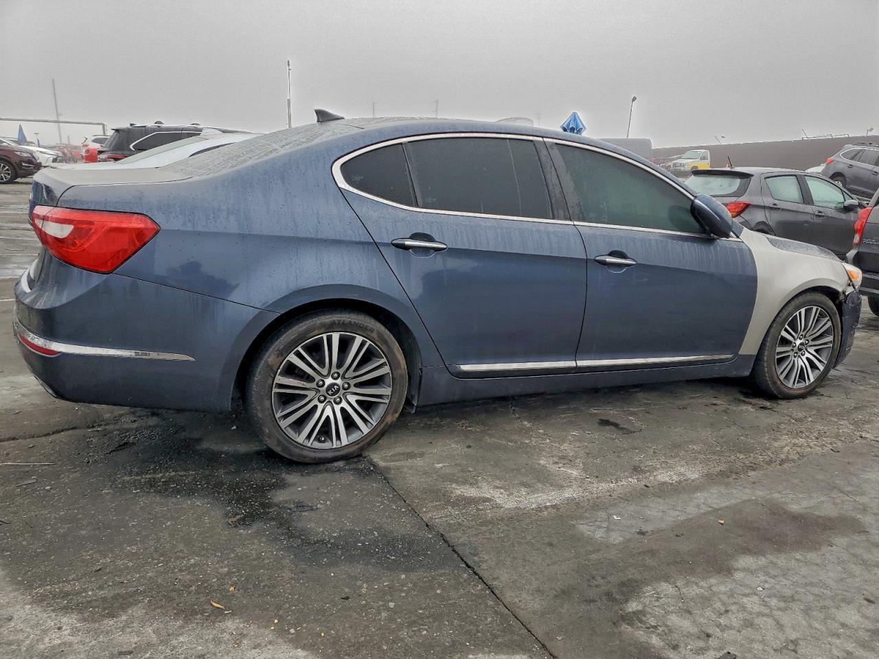 2014 Kia Cadenza Premium - Фото 3