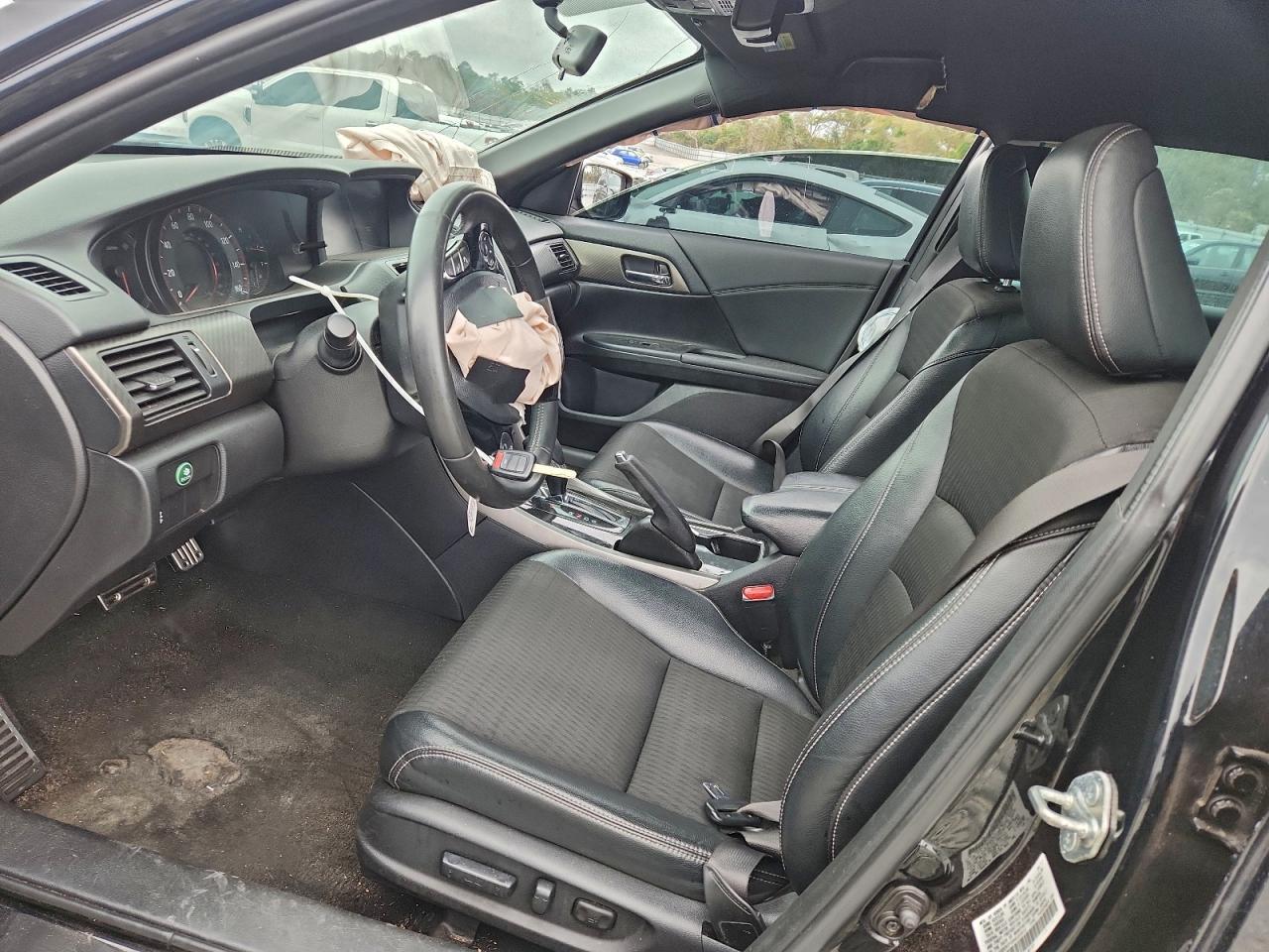 2017 Honda Accord Sport - Image 7